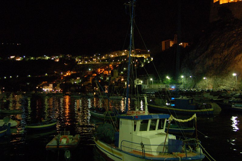 scilla_di_notte